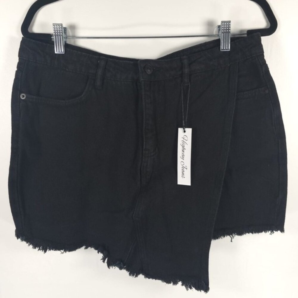 NWT HIGHWAY JEANS Black Denim Faux Wrap Asymmetrical Cut Off Shorts Size 13